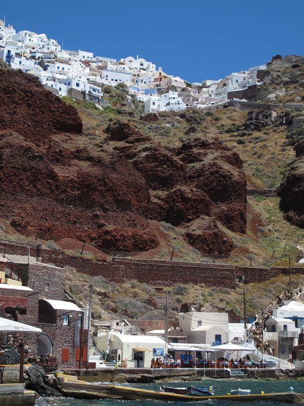 Plage d'Amoudi | L'île de Santorin en Grèce