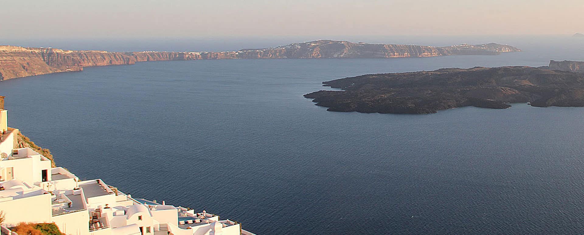 Santorini Apartments | Panoramic view to Caldera
