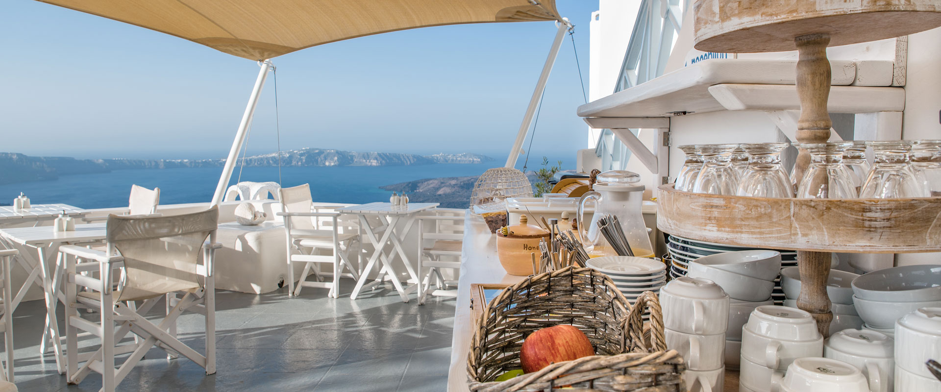Santorini Apartments & Suites | Veranda to Caldera