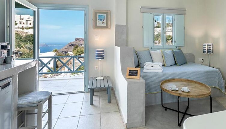 family suites with private balcony santorini bluedolpins ant