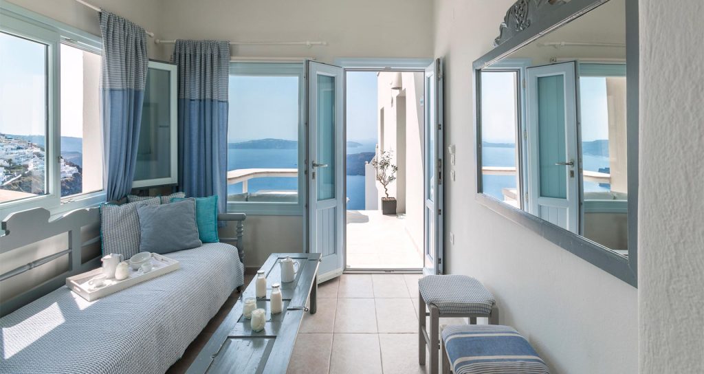 romantic suite with private balcony santorini bluedolphins sl1